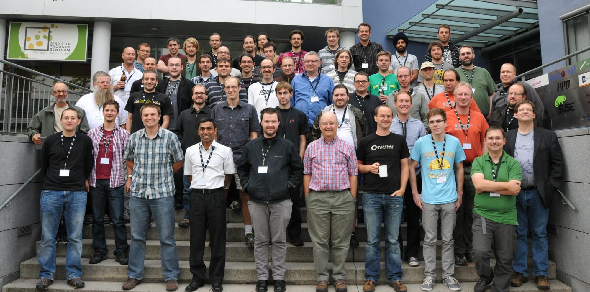 The big group picture from the XDC2012, in front of Suse